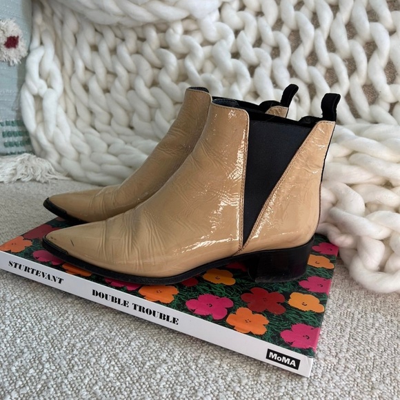 Acne Studios Jensen Women's Patent Leather Chelsea Boot - Picture 3 of 6